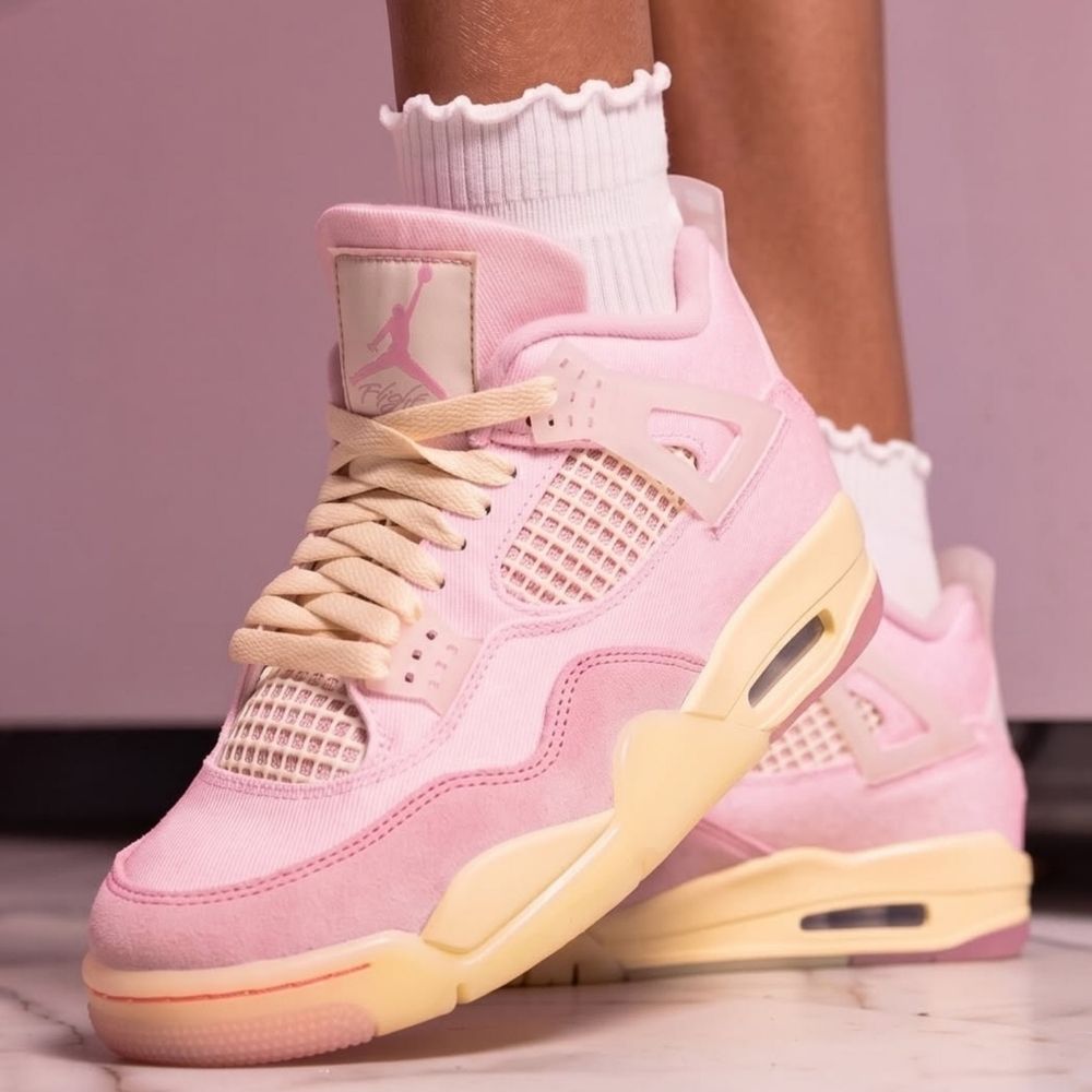 Denim Iced Carmine - Air Jordan 4 - product image from the listing.