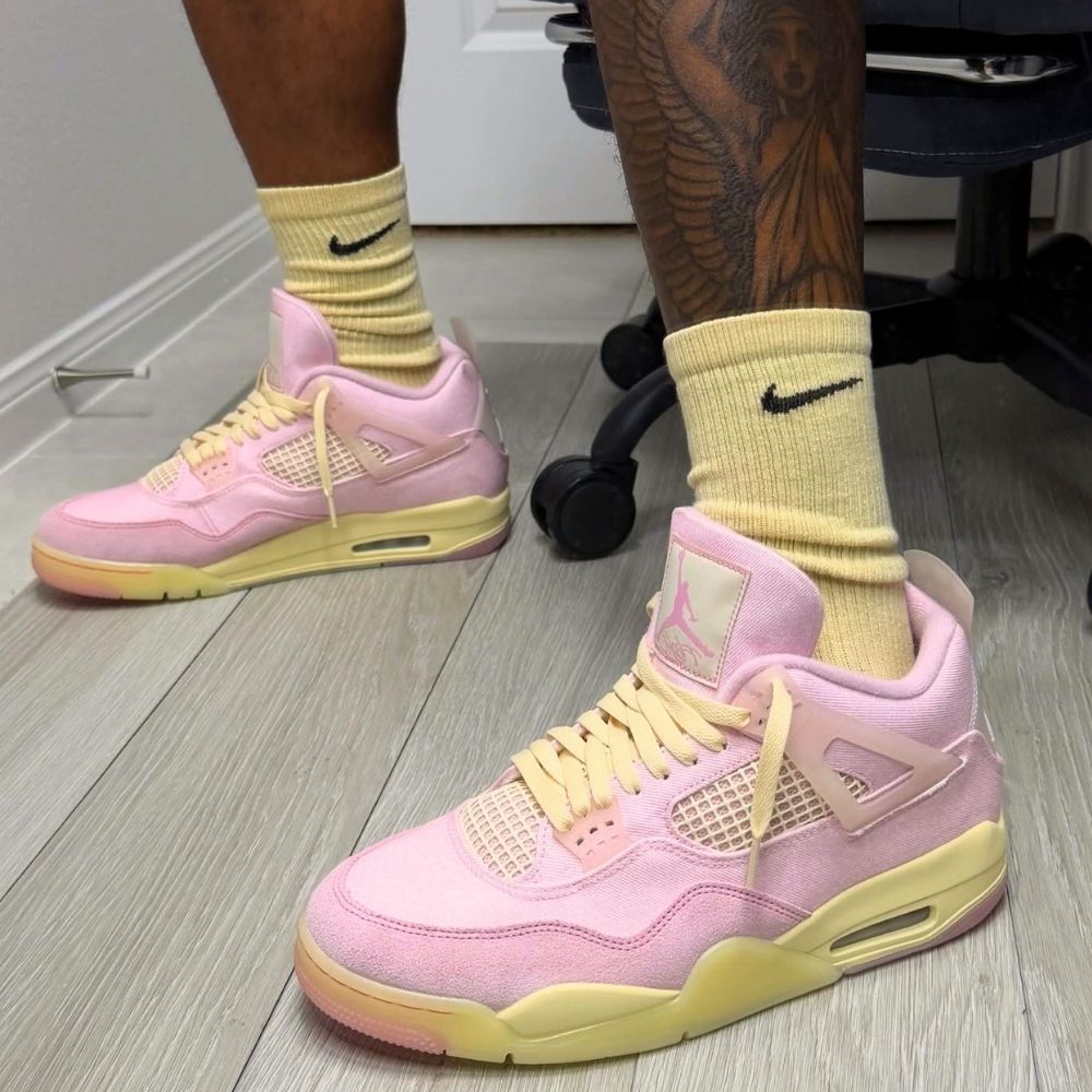 Denim Iced Carmine - Air Jordan 4 - product image from the listing.
