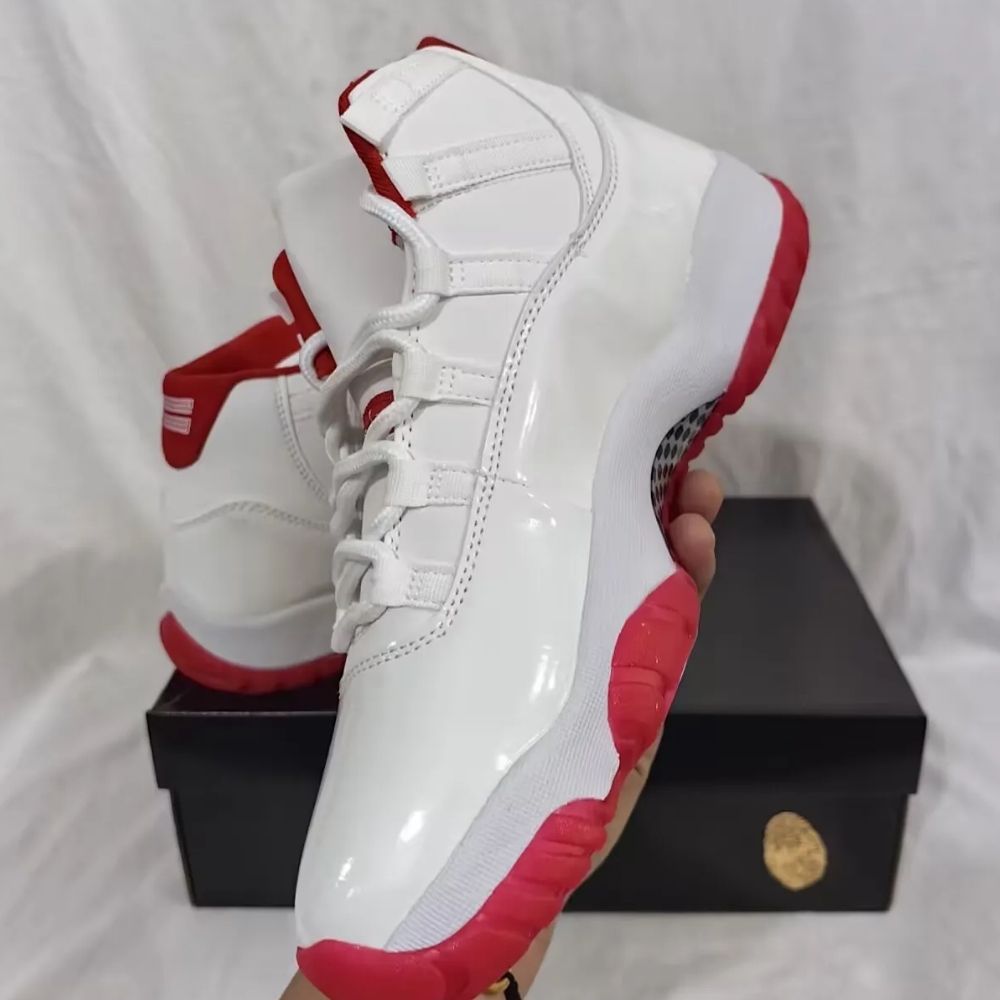 Varsity Red Bottom - Air Jordan 11 Retro - product image from the listing.