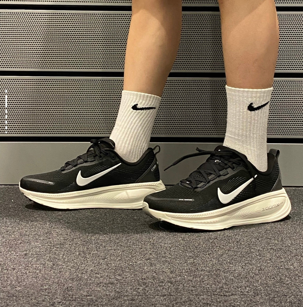 Nike Vomero 18 Running Shoes in Black White HM6803-007 - product image from the listing.