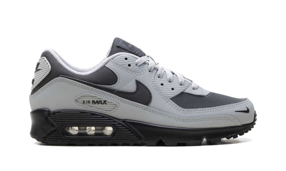 "Light Smoke Grey Black" Air Max 90 IM5989 077 - product image from the listing.
