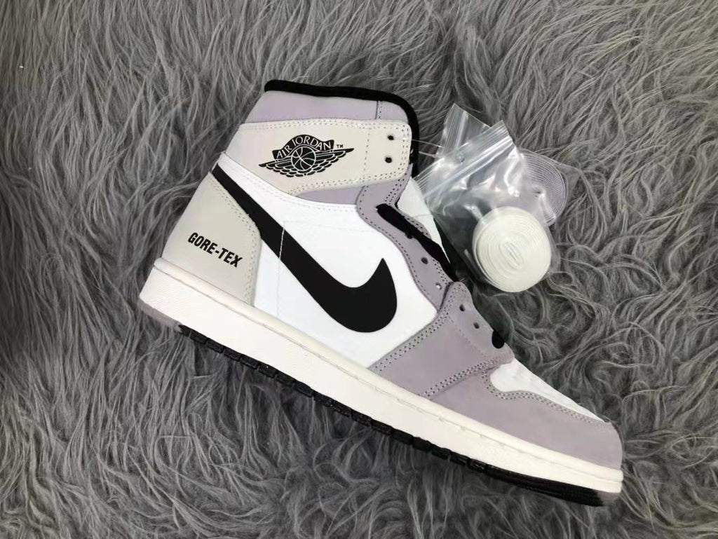 Jordan 1 Union x Air Jordan 1 High Sneakers in White Grey DB2889-100 - product image from the listing.