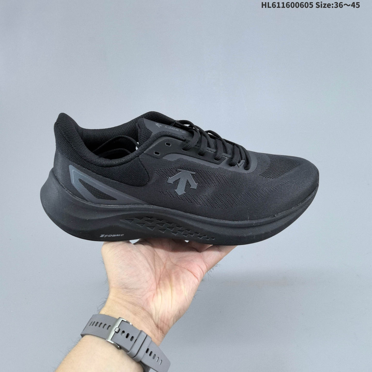 DESCENTE RUN STEP Low-Top Shoes for Running SQ113RRN14 - product image from the listing.