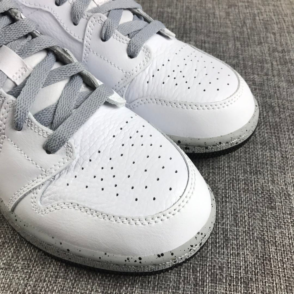 White Cement Sneakers - Jordan 1 High - product image from the listing.