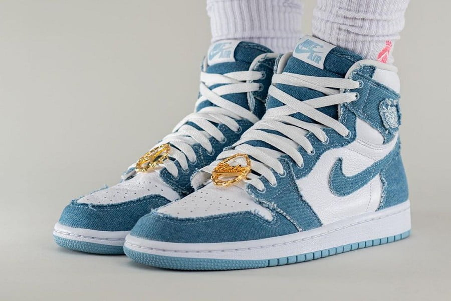 Air Jordan 1 High OG in Denim - product image from the listing.