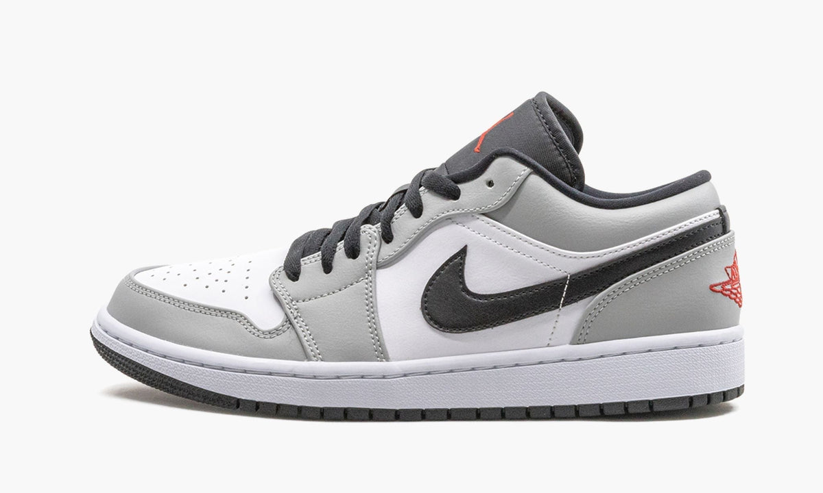 "Light Smoke Grey" Air Jordan 1 Low - product image from the listing.
