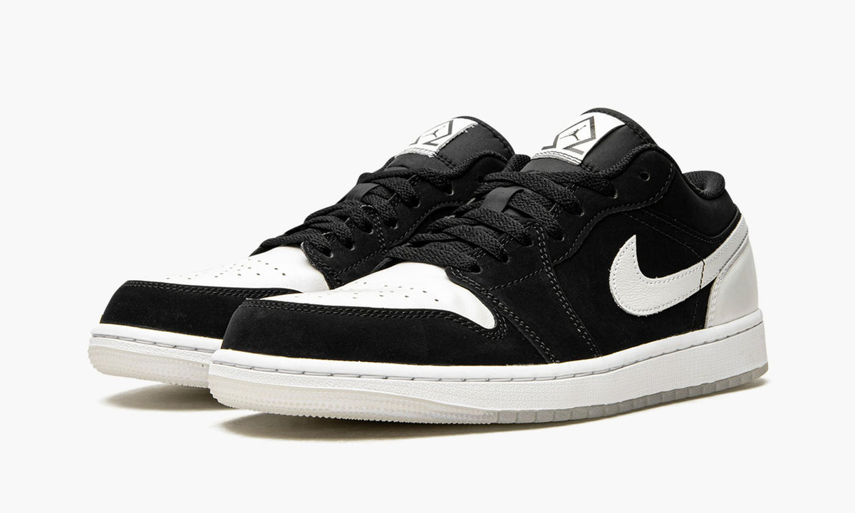 Diamond - Air Jordan 1 Low - product image from the listing.