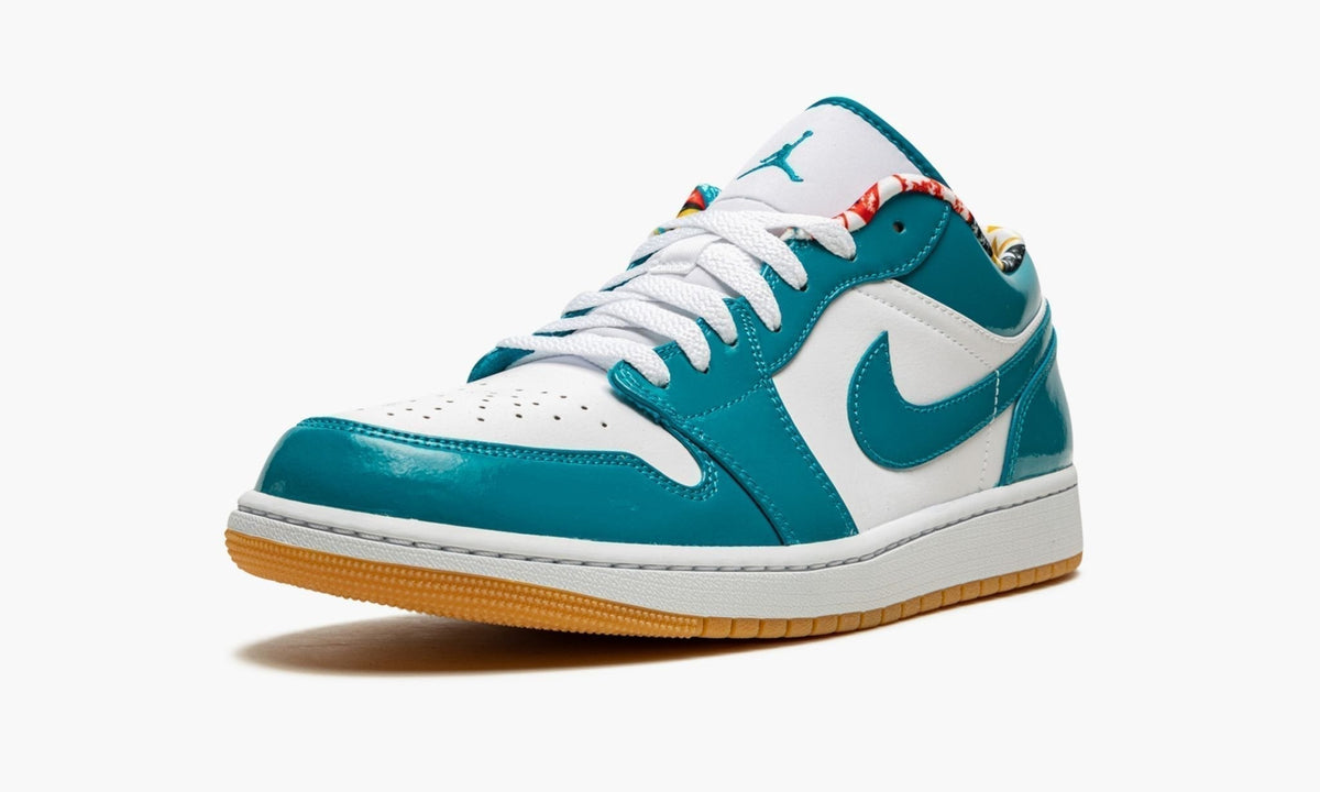 "Barcelona" Air Jordan 1 Low SE - product image from the listing.