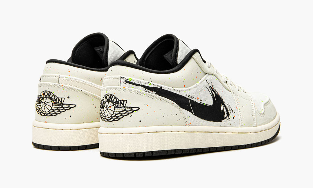 Brushstroke - Air Jordan 1 Low SE - product image from the listing.