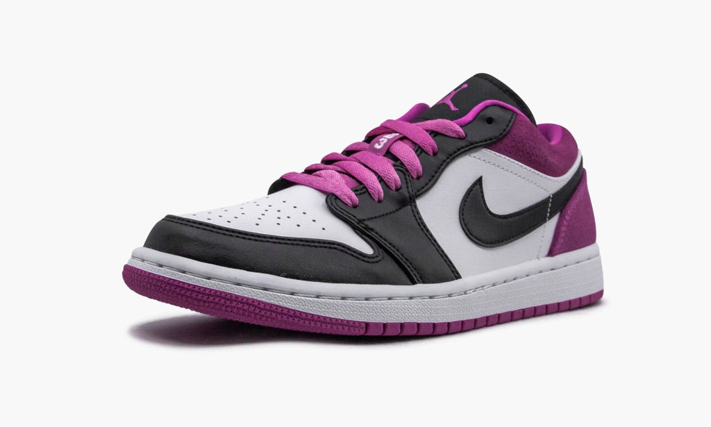 Fuchsia - Air Jordan 1 Low SE - product image from the listing.