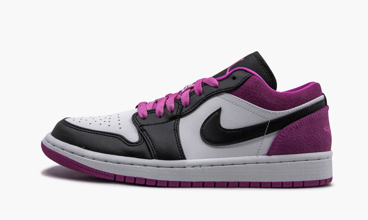 Fuchsia - Air Jordan 1 Low SE - product image from the listing.