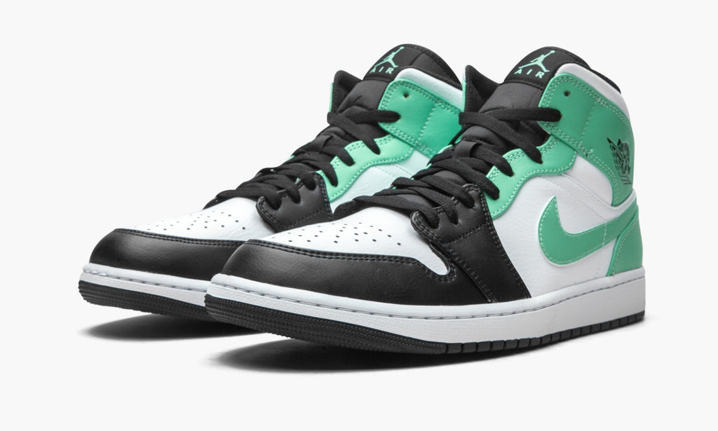 "Island Green" Air Jordan 1 Mid - product image from the listing.