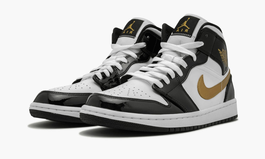 "Black Gold Patent Leather" Air Jordan 1 Mid SE - product image from the listing.