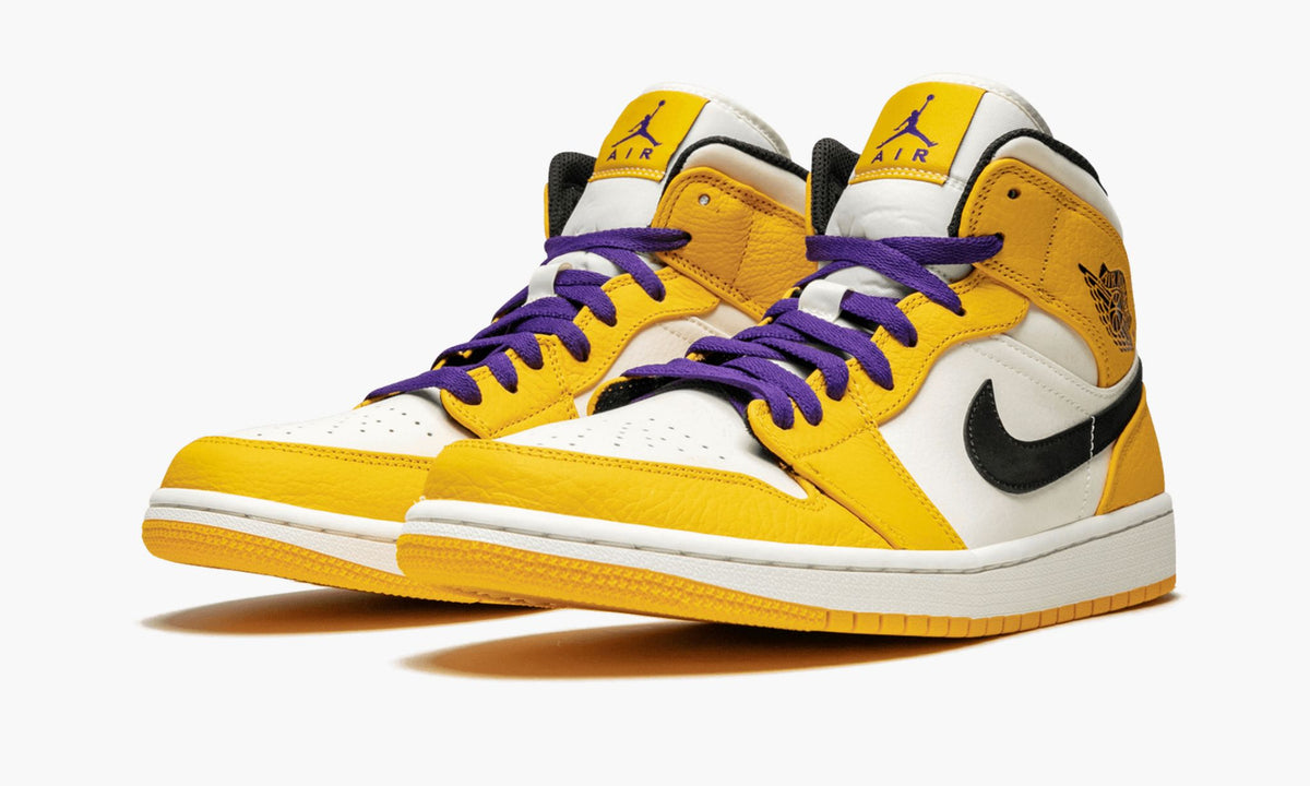 "Lakers" Air Jordan 1 Mid SE - product image from the listing.
