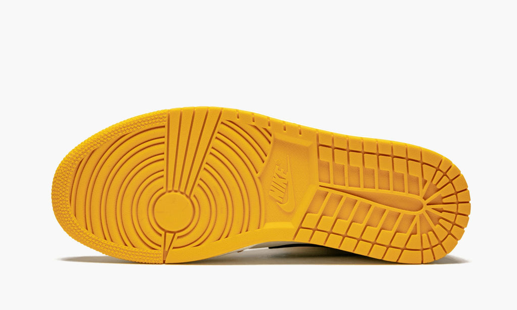 "Lakers" Air Jordan 1 Mid SE - product image from the listing.