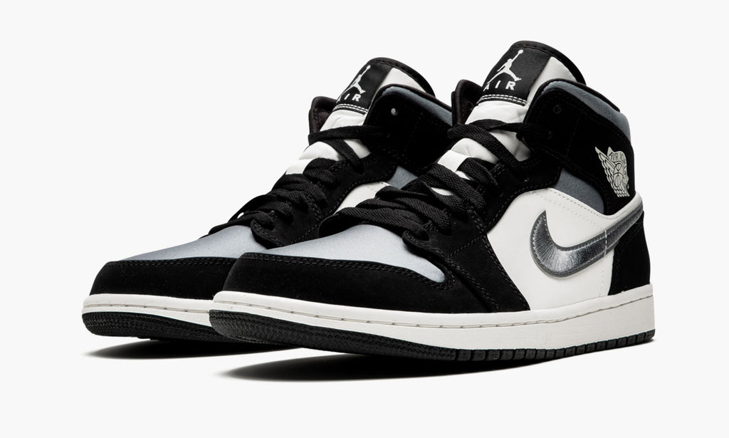 "Satin Grey" Air Jordan 1 Mid SE - product image from the listing.