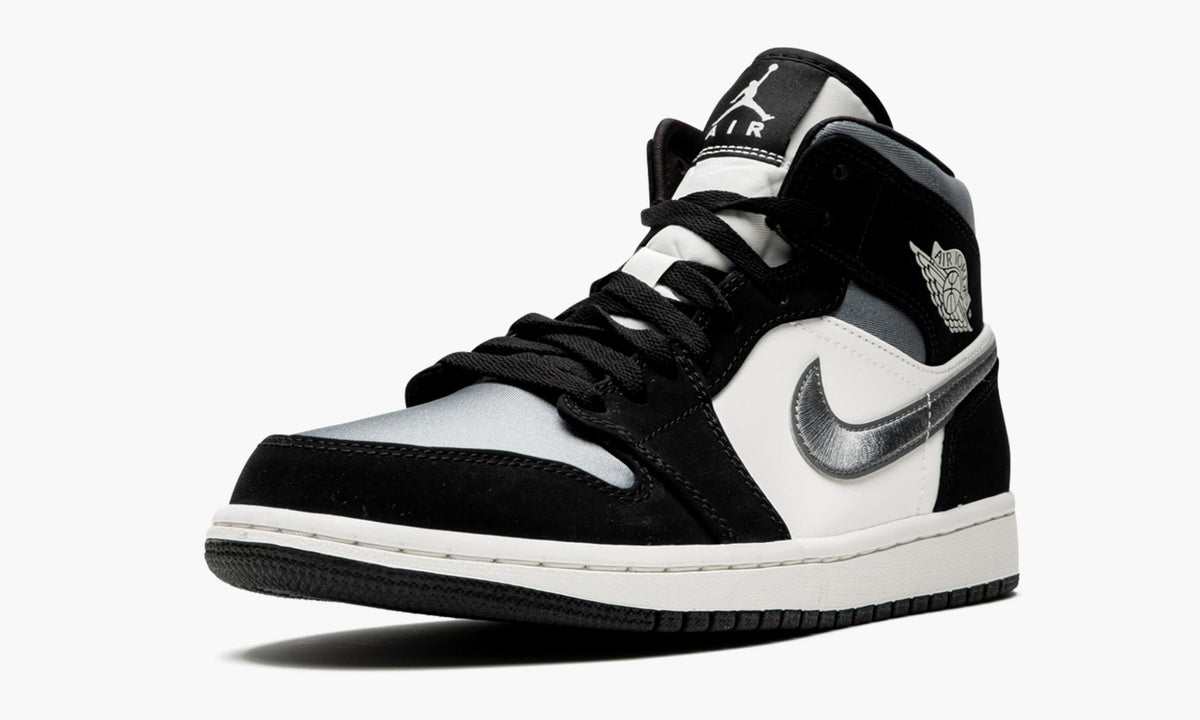 "Satin Grey" Air Jordan 1 Mid SE - product image from the listing.