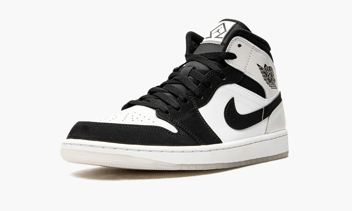 Diamond - Air Jordan 1 MID SE - product image from the listing.