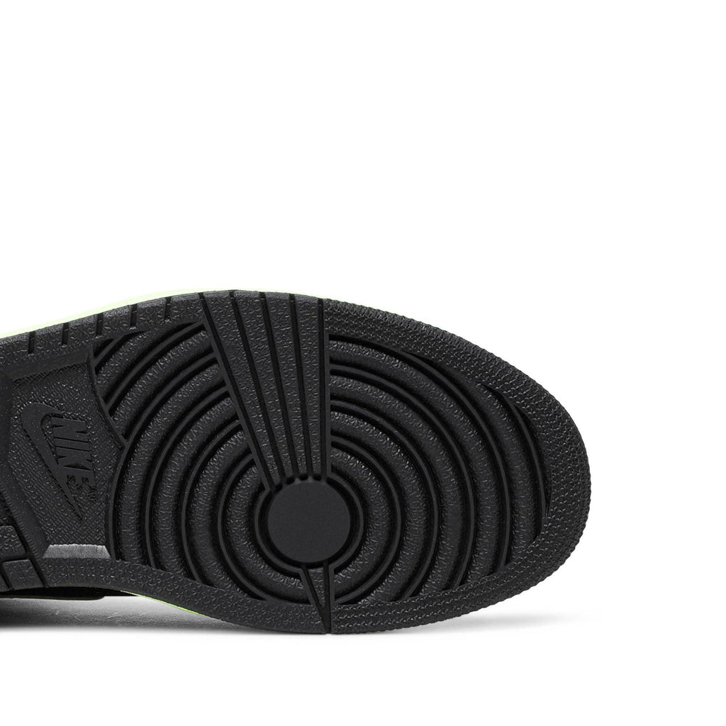 "Tokyo Bio Hack" Air Jordan 1 Retro High 555088-201 - product image from the listing.