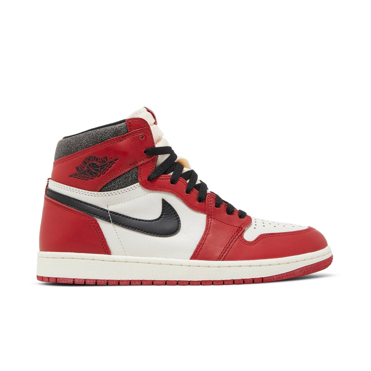 "Chicago Lost & Found" Air Jordan 1 Retro High OG DZ5485-612 - product image from the listing.