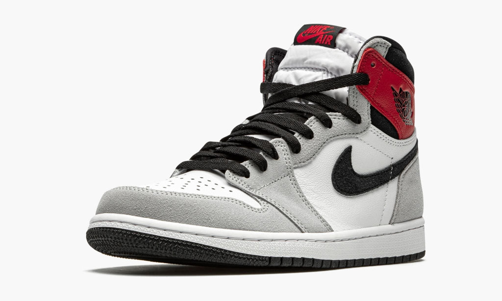 "Light Smoke Grey" Air Jordan 1 Retro High OG - product image from the listing.