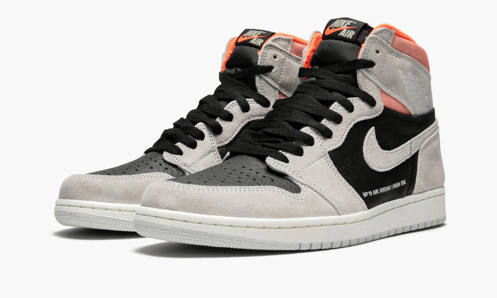 "Neutral Grey/Hyper Crimson" Air Jordan 1 Retro High OG - product image from the listing.