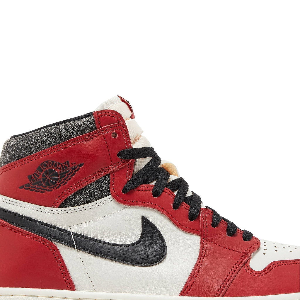 Chicago Lost & Found - Air Jordan 1 Retro High OG DZ5485-612 - product image from the listing.