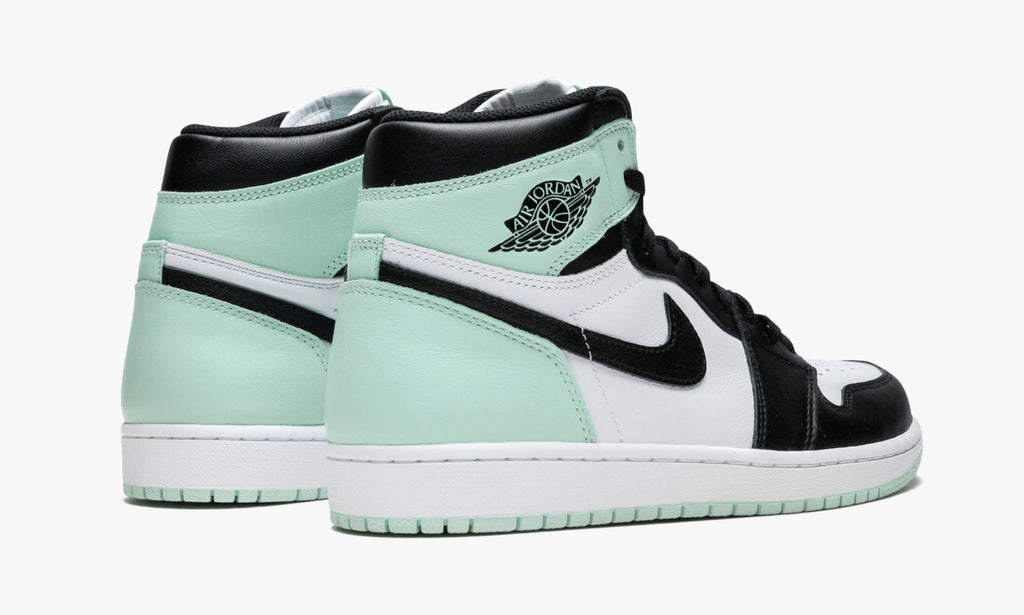 "Igloo" Air Jordan 1 Retro High OG NRG - product image from the listing.
