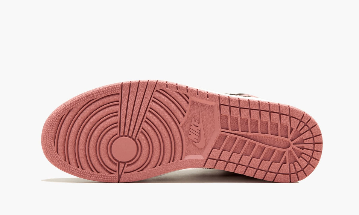 Air Jordan 1 Retro High OG NRG RUST in PINK - product image from the listing.