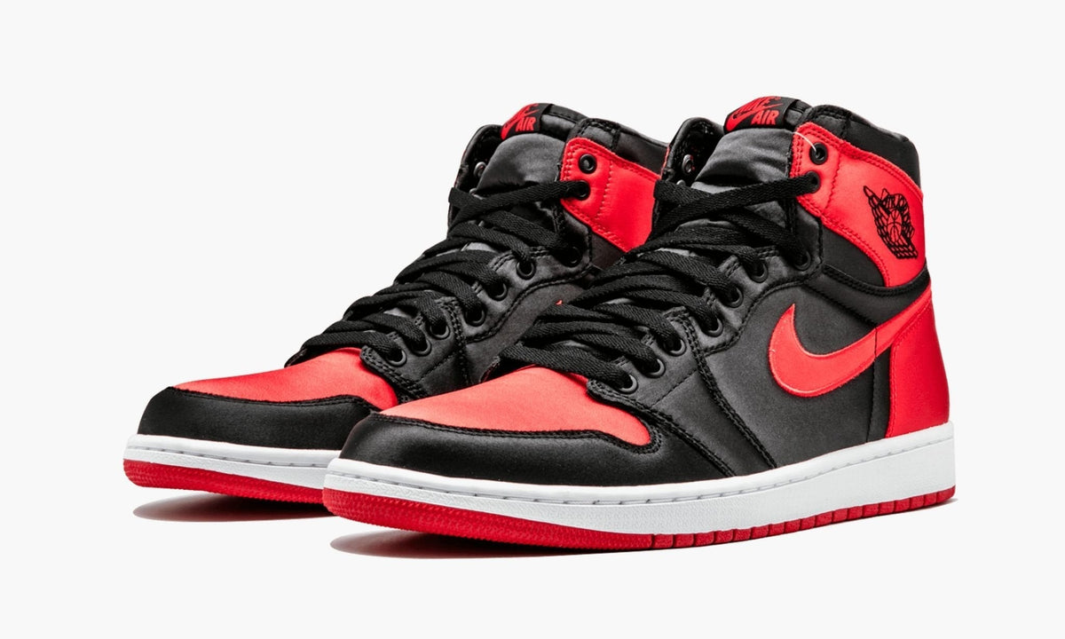 Satin - Air Jordan 1 Retro High OG SE - product image from the listing.