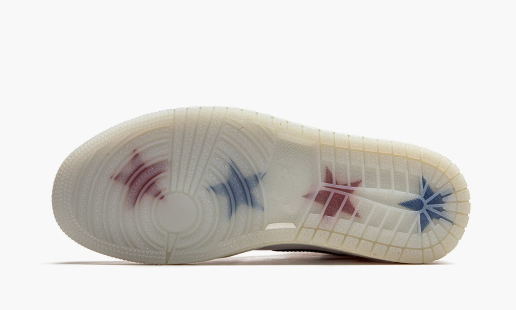Chicago - Air Jordan 1 Retro High OG Trophy Room - product image from the listing.