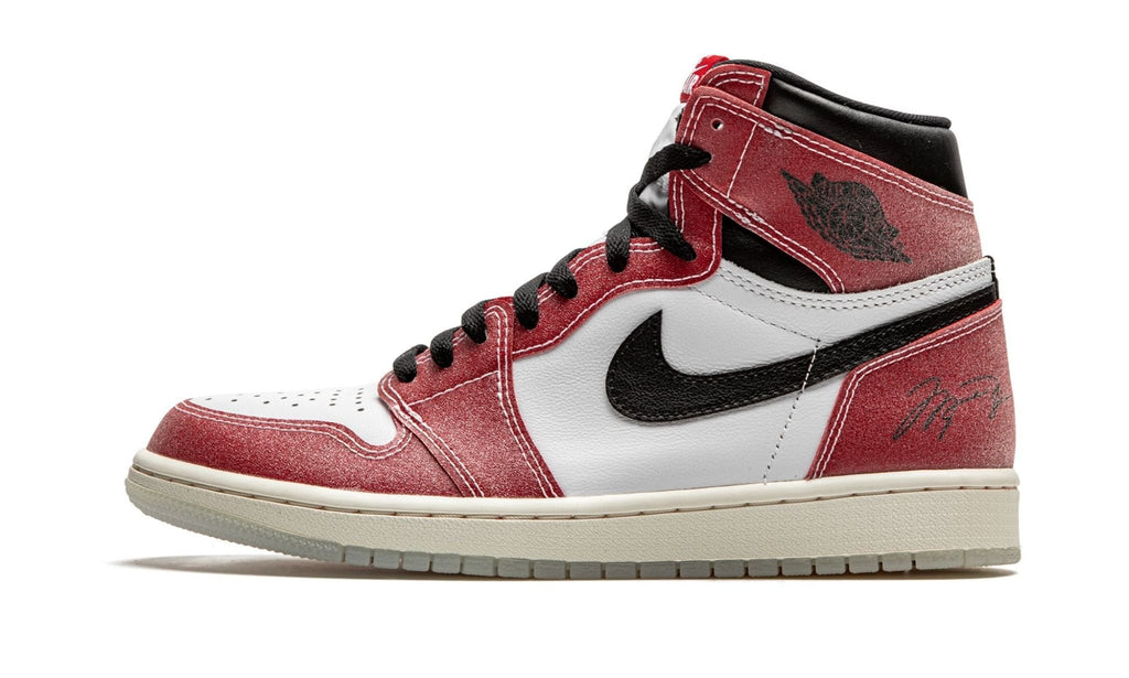 Chicago - Air Jordan 1 Retro High OG Trophy Room - product image from the listing.