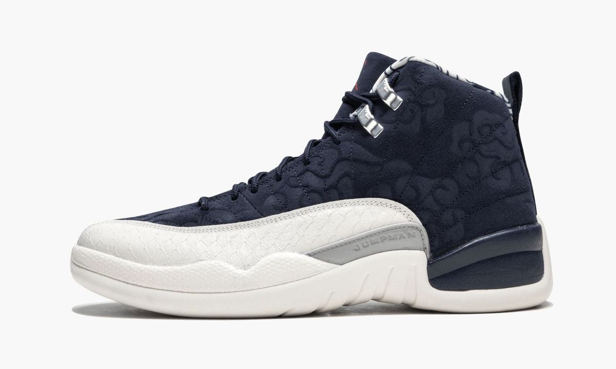 PRM International Flight - Air Jordan 12 Retro - product image from the listing.