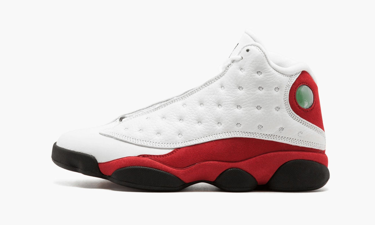 Chicago - Air Jordan 13 Retro - product image from the listing.