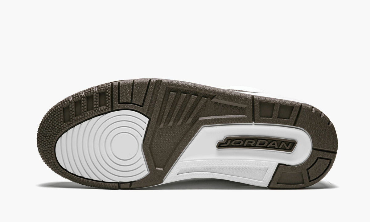 "Mocha" Air Jordan 3 Retro - product image from the listing.