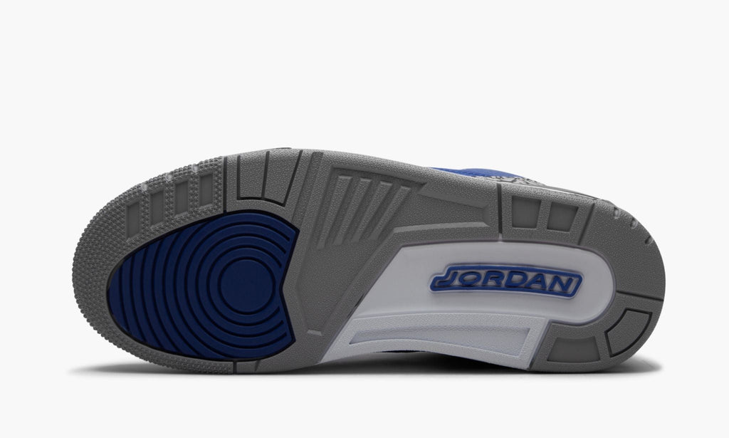 Blue Cement - Air Jordan 3 Retro - product image from the listing.