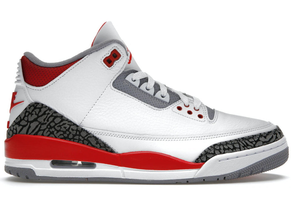 Fire Red (2022) - Air Jordan 3 Retro - product image from the listing.