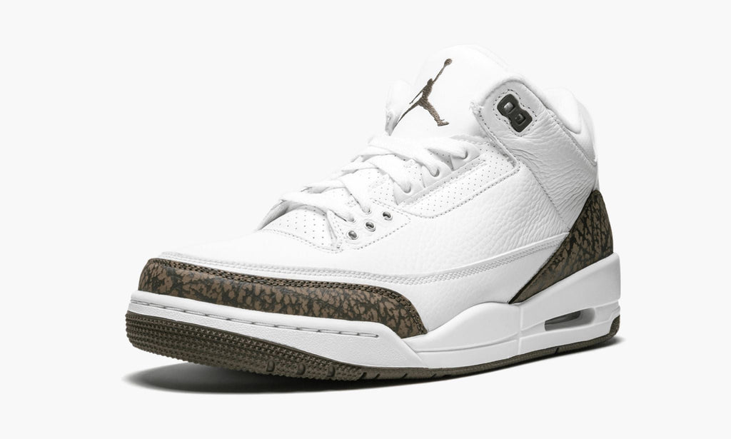 Air Jordan 3 Retro in Mocha - product image from the listing.