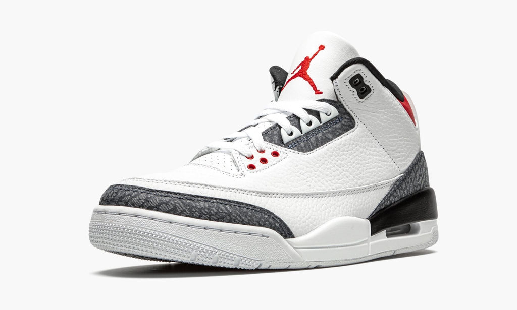 "Fire Red" Air Jordan 3 Retro SE DNM - product image from the listing.