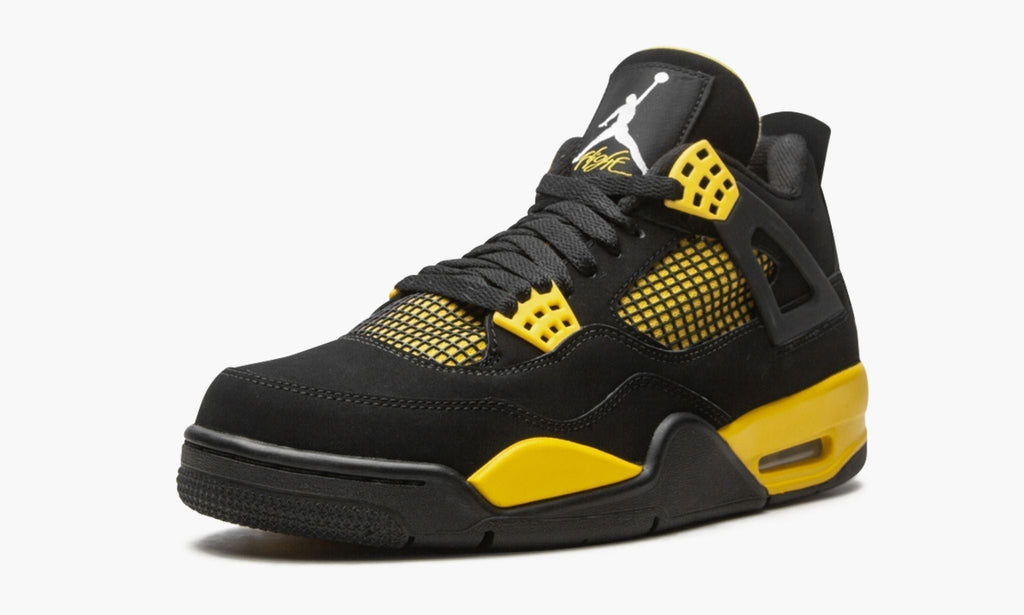 "Thunder" Air Jordan 4 Retro - product image from the listing.