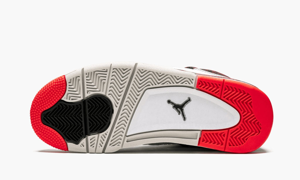Crimson Tint - Air Jordan 4 Retro - product image from the listing.
