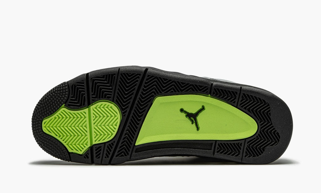 "Neon" Air Jordan 4 Retro SE - product image from the listing.