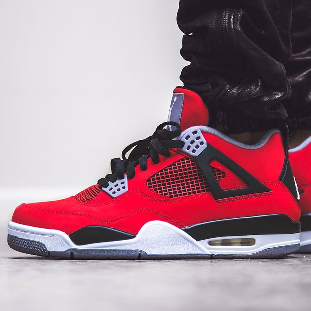 Toro Bravo PS - Air Jordan 4 Retro - product image from the listing.