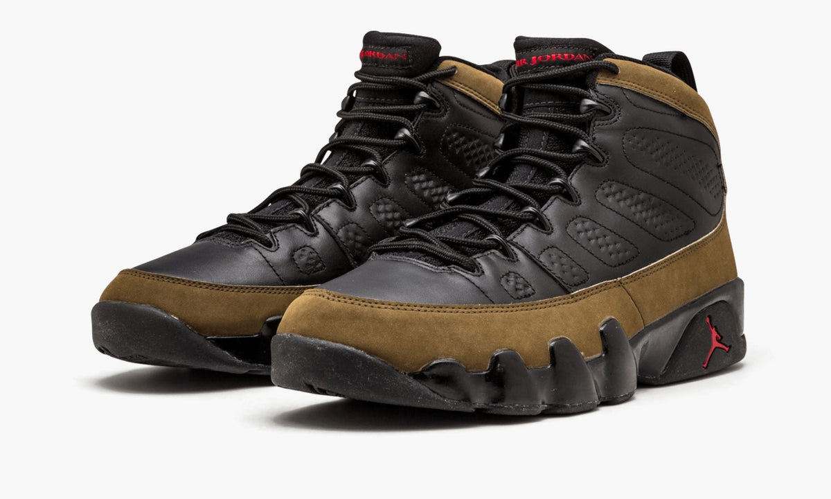 Retro - Air Jordan 9 - product photo shown in the listing for this item.