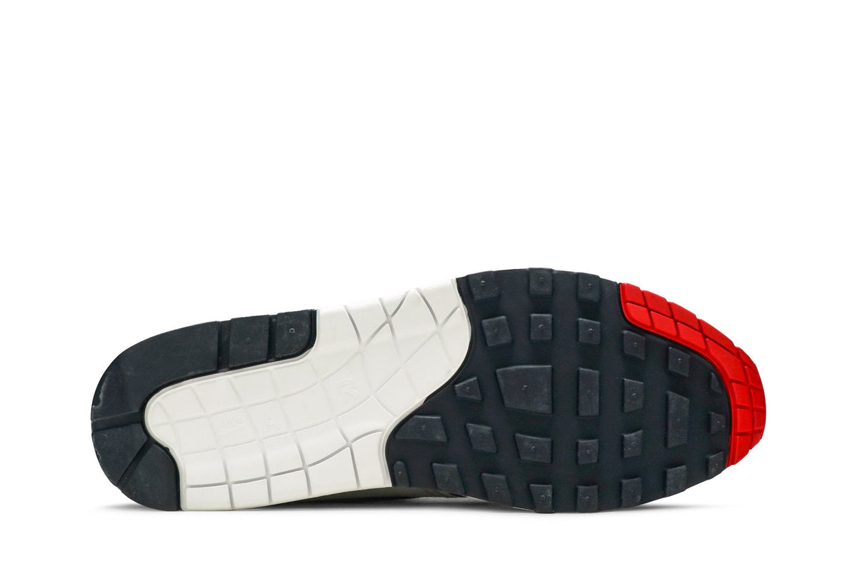 Patch Paris - Air Max 1 SP - product image from the listing.