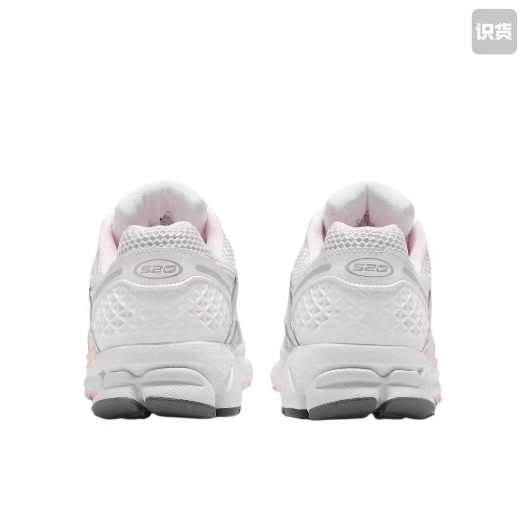 Nike Air Max 720/95-11 Sneakers in White Grey Pink - product image from the listing.