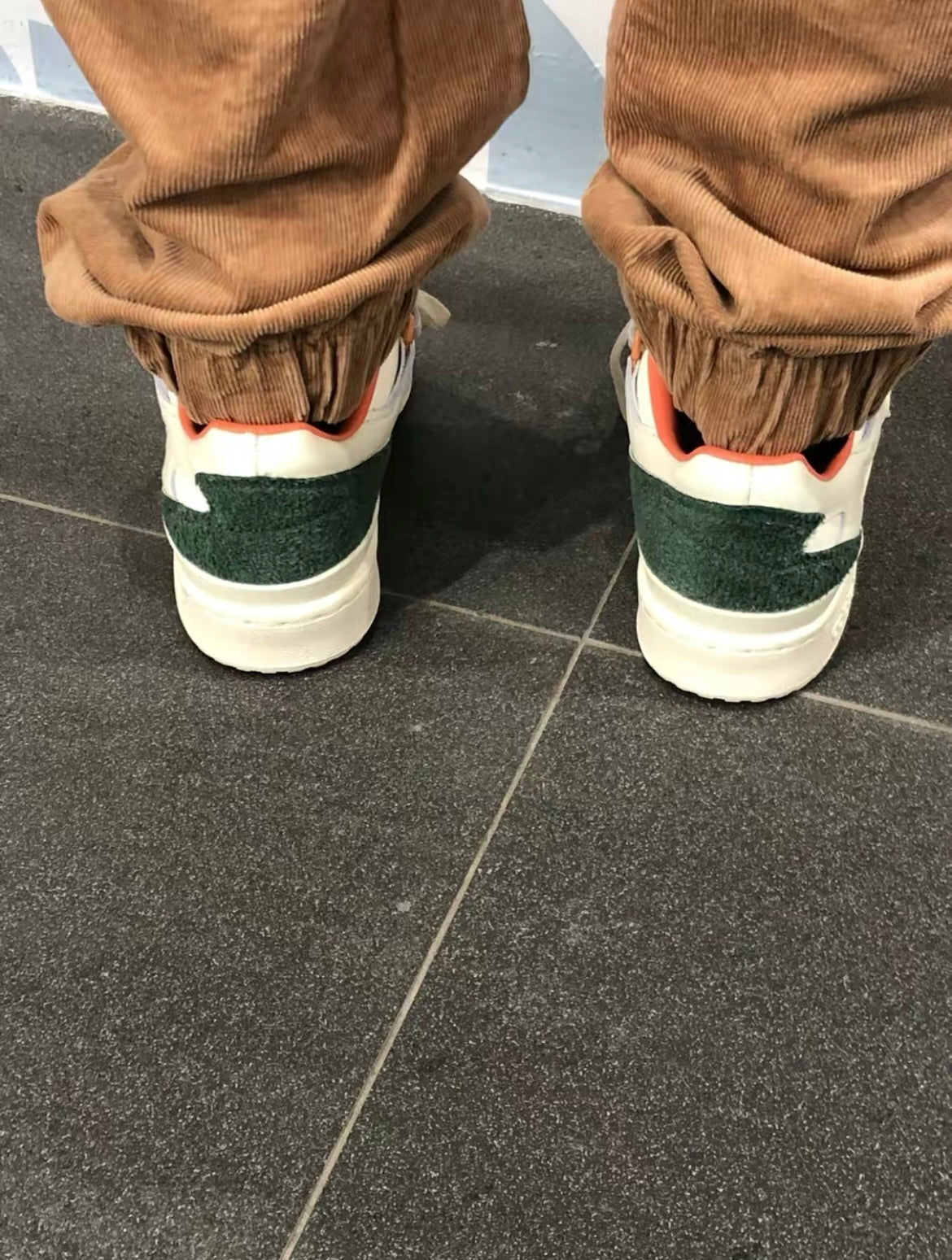 Adidas Originals Forum 84 Low Fleece Trainers GY4125 - product image from the listing.