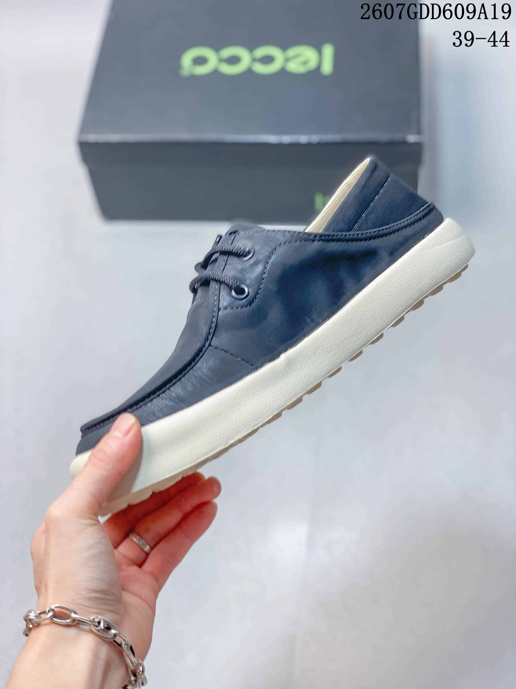 ECCO Navy Lace-Up Trainers 2607GDD609A19 - product image from the listing.