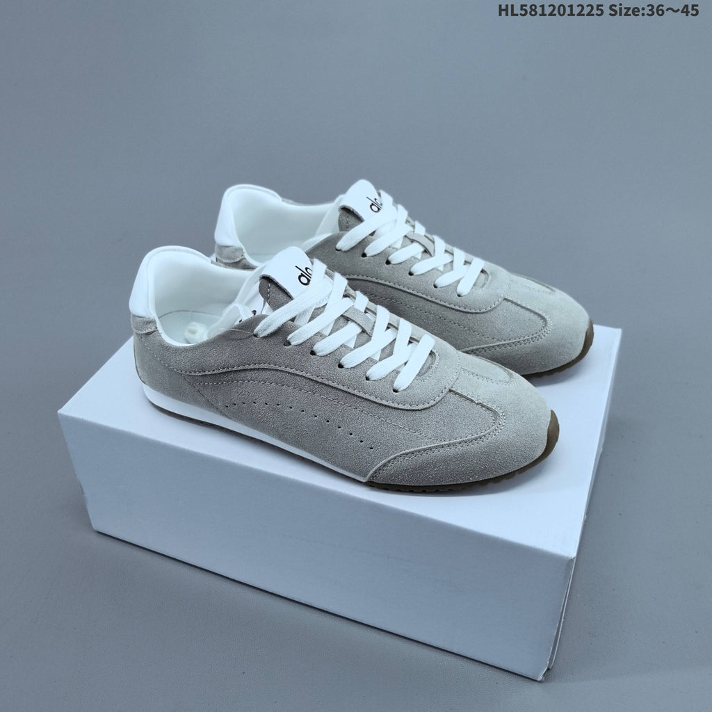 Alo Yoga Sunset Sneaker Low-Cut Casual Shoes - product image from the listing.