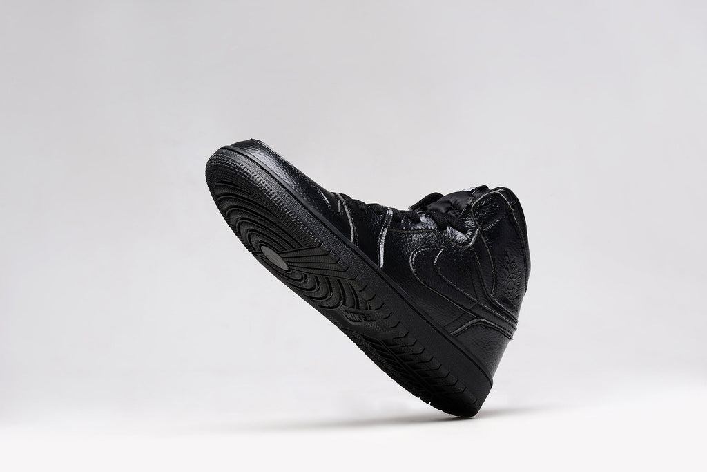 Men's Air Jordan 1 High Black Sneakers - product image from the listing.